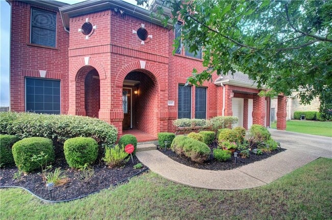 Primary Photo - 8217 Endeavor Cir