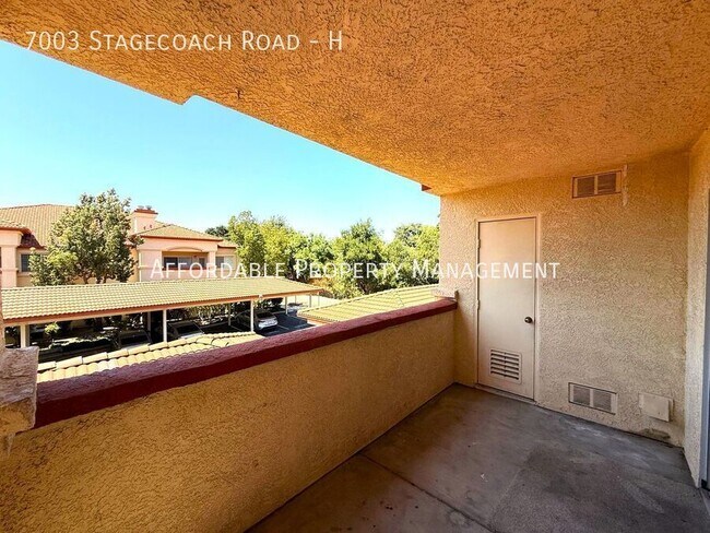 Building Photo - 7003 Stagecoach Rd