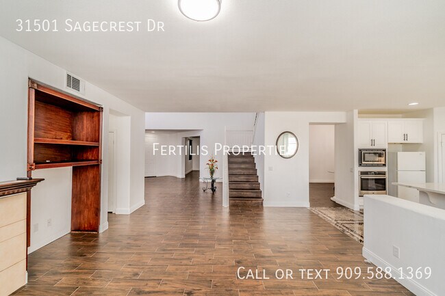 Building Photo - 31501 Sagecrest Dr