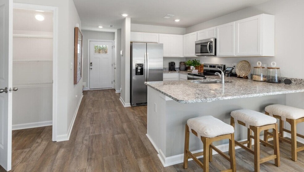 Building Photo - 5831 Harebell Rd