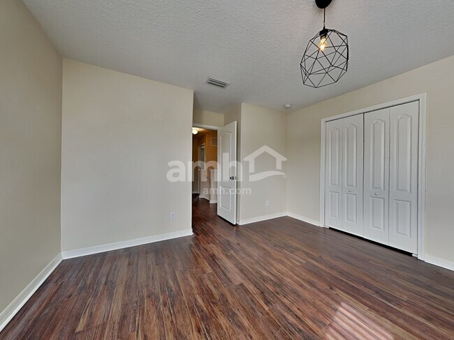 Building Photo - 5344 Clover Mist Dr