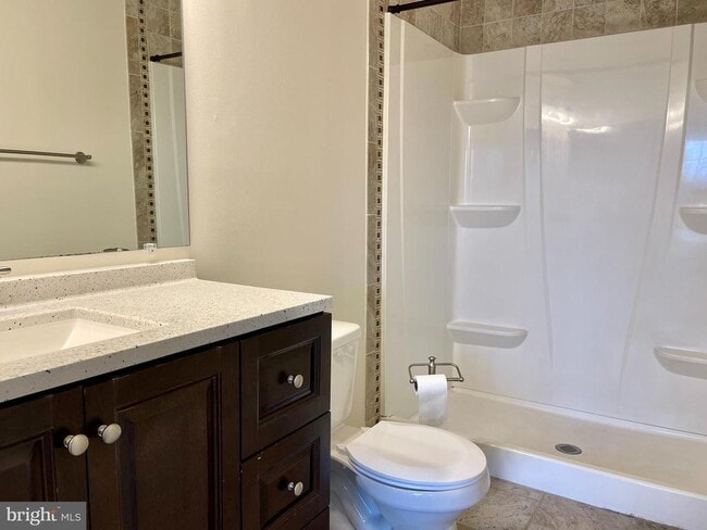 Building Photo - 501 Tolbelt Ct