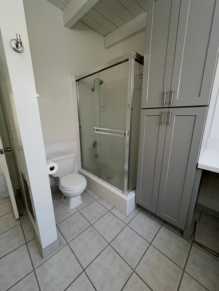 Building Photo - 2113 Clark Ln