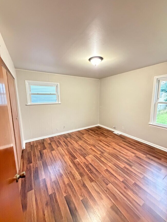 Building Photo - 5503 Allanwood Rd
