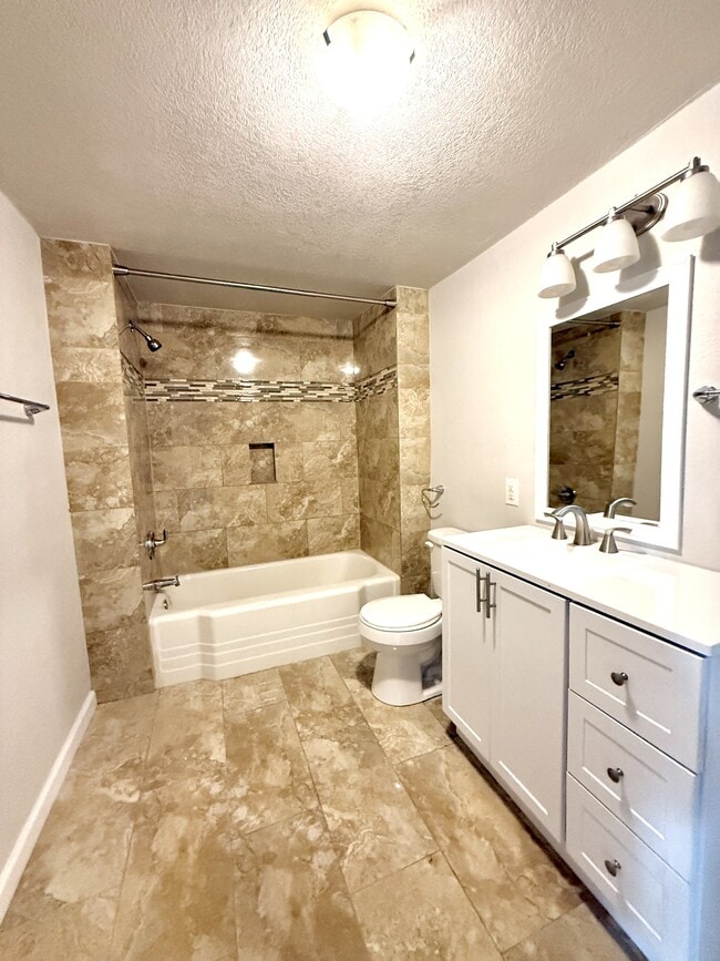 Building Photo - 5566 OK-199