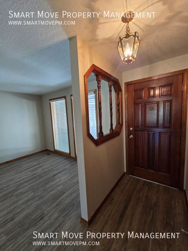 Building Photo - 3312 S Norfolk Way