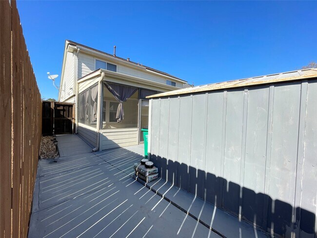 Building Photo - 2522 Shearwater Bend Dr