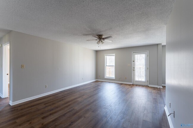 Building Photo - 114 Carnegie Loop