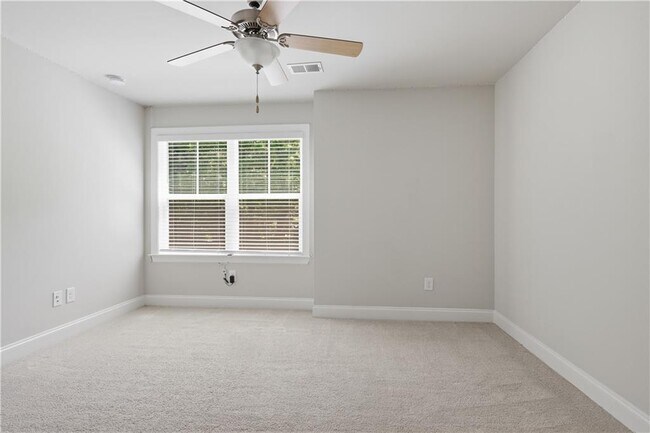 Building Photo - 781 Belerose Ln