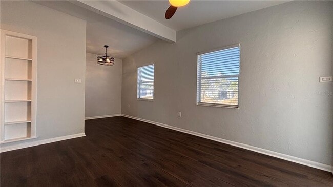 Building Photo - 21543 Kenyon Ave