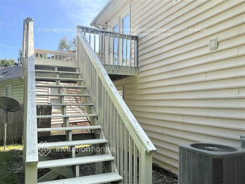 Building Photo - 1511 Vance St