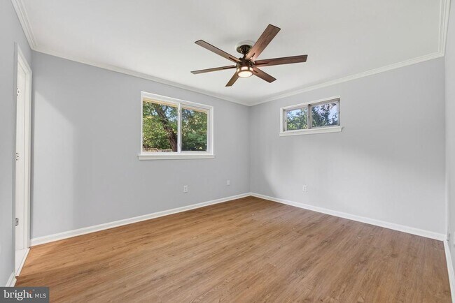 Building Photo - 8110 Springfield Village Dr