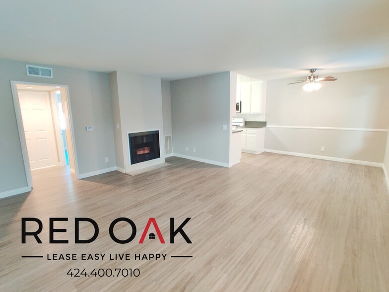 Building Photo - 4451 Vista Del Monte Ave