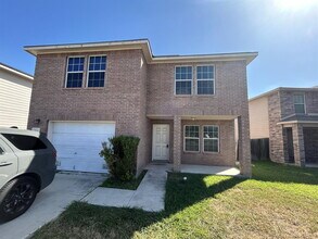 Building Photo - Affordable 5 Bedroom Newly Listed