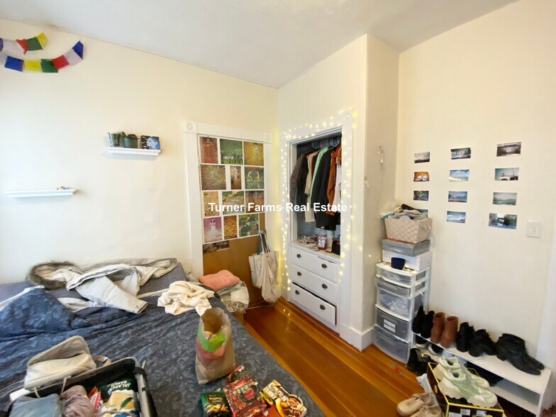 Building Photo - 34 Darling St