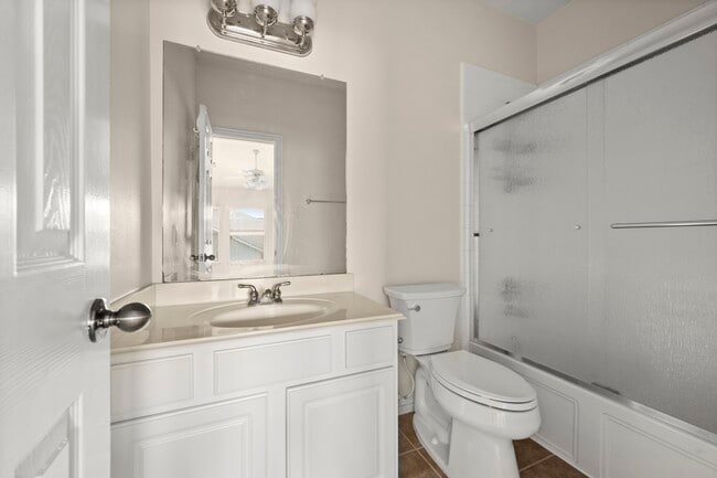 Building Photo - 19830 Broadhead Manor Dr