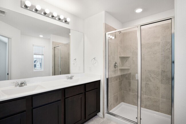 Building Photo - 15200 Spruce Frost Cv