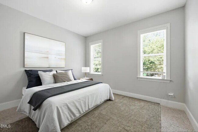 Building Photo - Lease OR Lease to Own