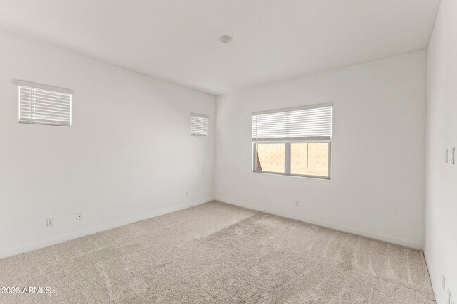 Building Photo - 9342 W Roma Ave