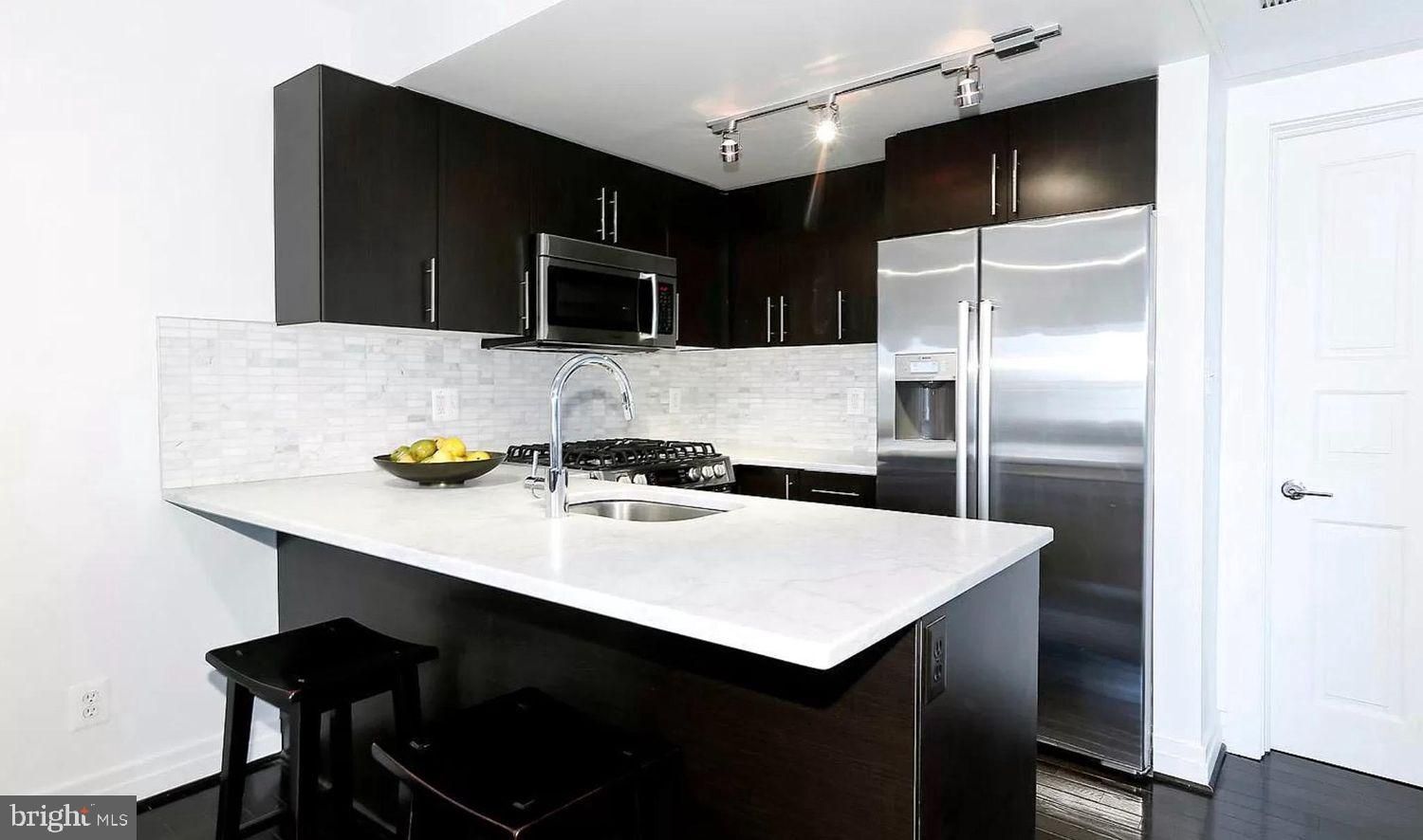 Building Photo - 3246 N St NW