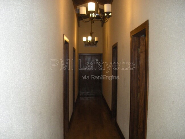 Building Photo - 2547 Nottingham Pl