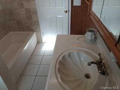 Building Photo - 307 Wildwood Dr