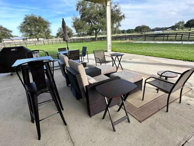 Covered Patio with BBQ - 1350 NE 105th Ln