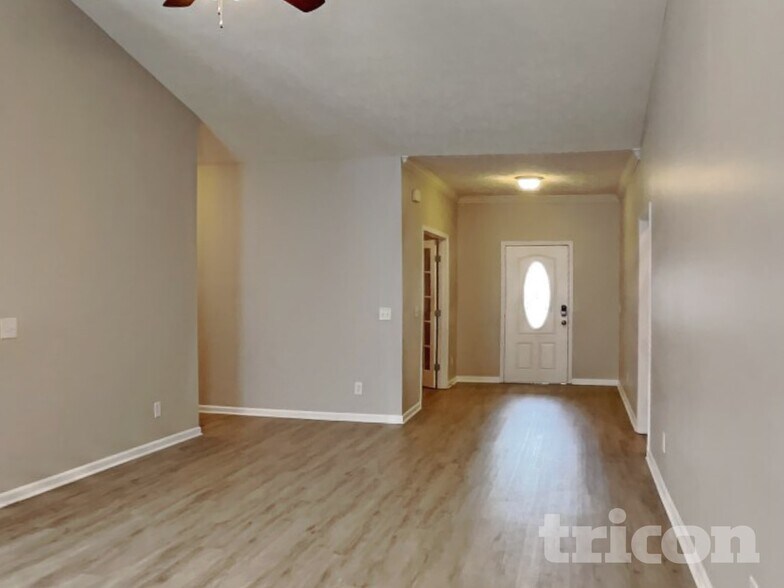 Building Photo - 1030 Ryan Ct