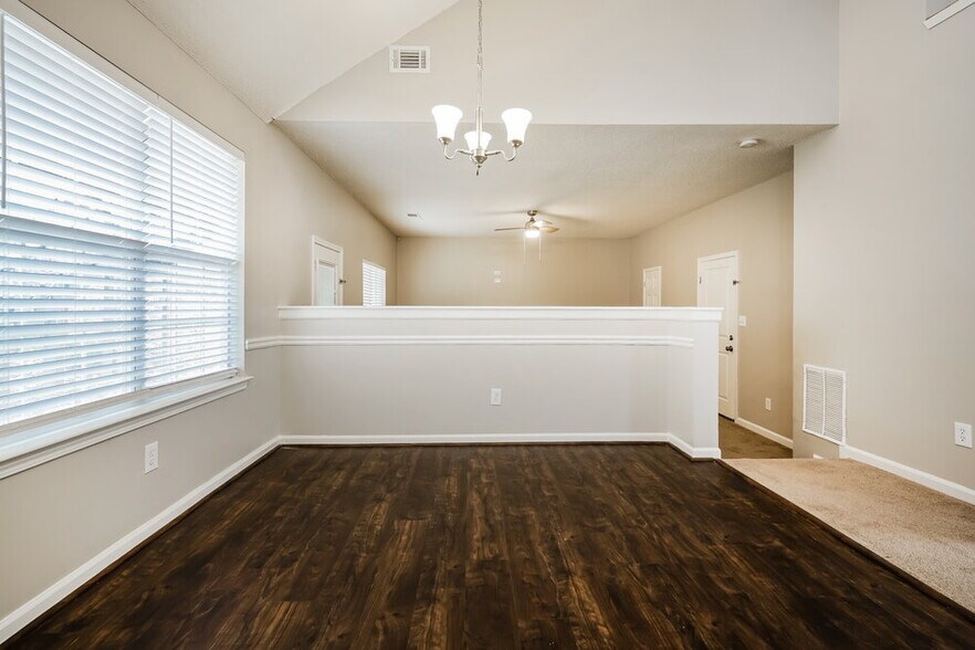 Building Photo - 2780 Highland Hill Pkwy