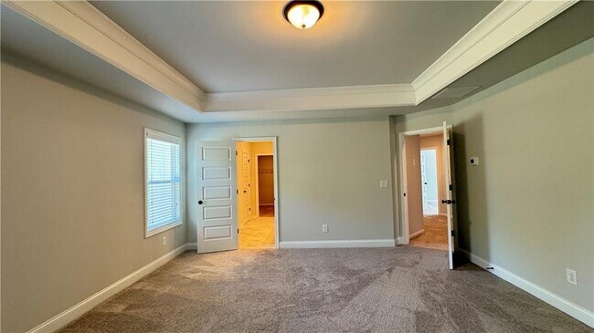 Building Photo - 2920 Westgate Park Dr