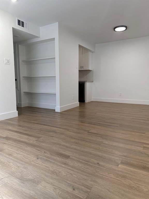 Building Photo - 307 E 31st St