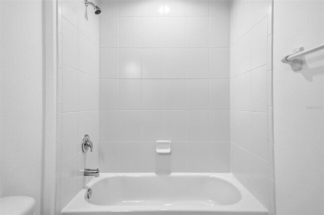 Building Photo - 18 Whetstone Ln