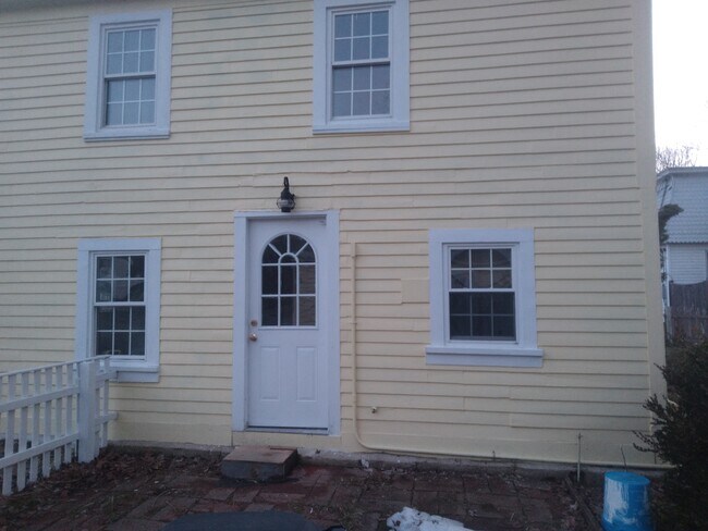 Exterior - 42 Brookline St