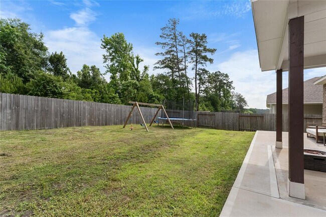 Building Photo - 1226 Tilia Crk Ln