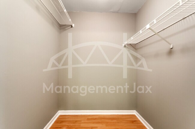 Building Photo - 5615 San Juan Ave