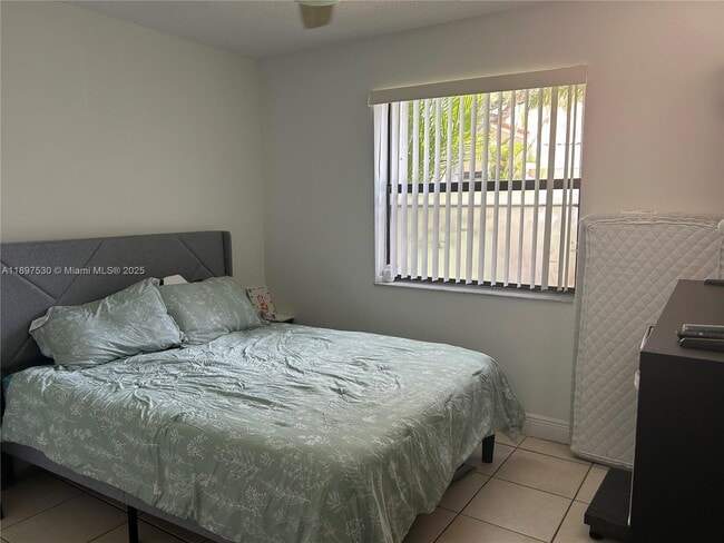 Building Photo - 11810 SW 80th St