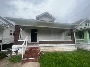 Building Photo - 4BR/1BA house-