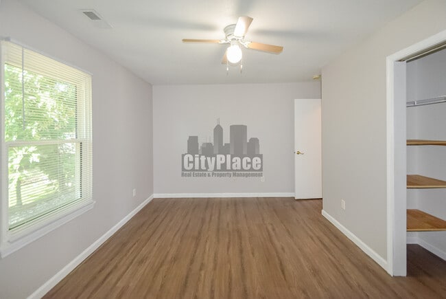 Building Photo - 4617 Welton St