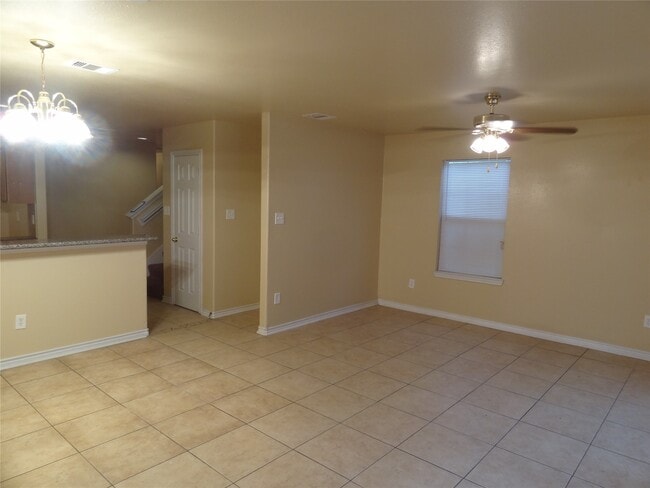 Building Photo - 1554 Village Way Dr