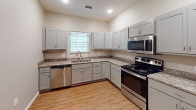 Building Photo - Student Living - Semester & Individual Leases