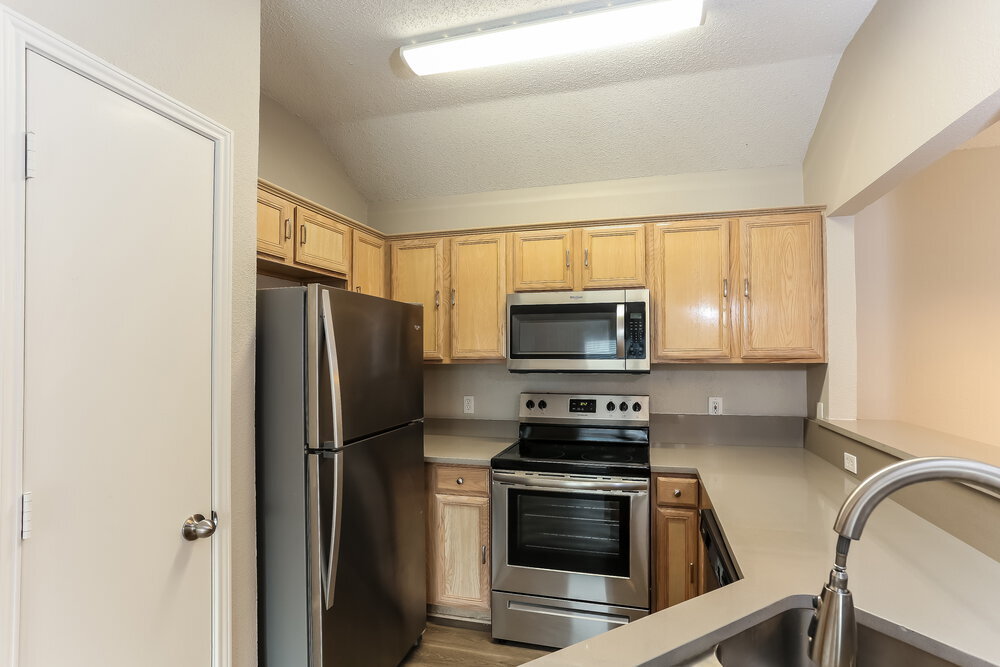 Building Photo - 7445 Arbor Hill Dr