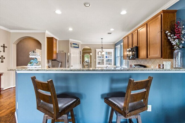 Building Photo - 4472 Gerona St