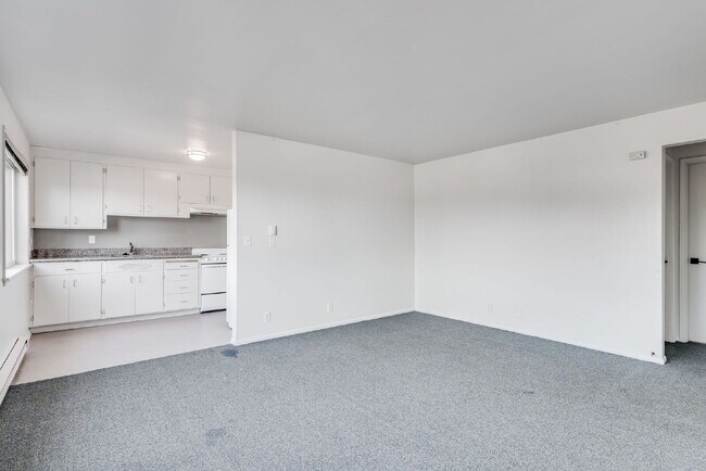 Building Photo - 3475 6th Ave NW