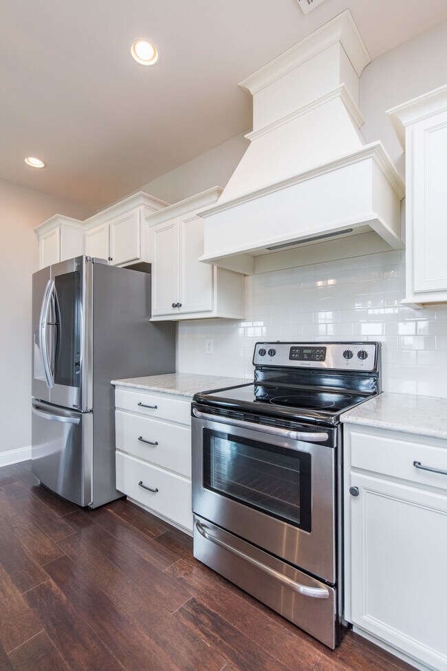 Building Photo - 2319 Patchen Wilkes Dr