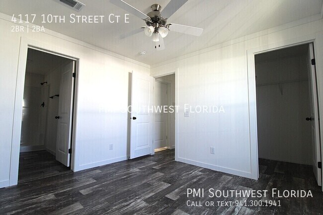 Building Photo - 4117 10th St Ct E