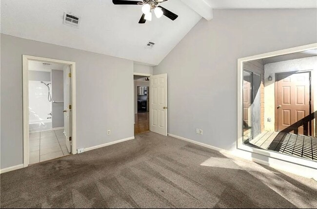 Building Photo - SEE IT NOW: Charming 2-Bedroom Condo in a Convenient Location ~ $500 MOVE-IN SPECIAL!