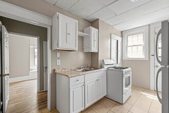 Building Photo - 921 15th St