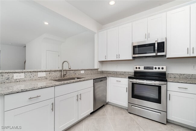 Building Photo - 14220 Pine Lodge Ln