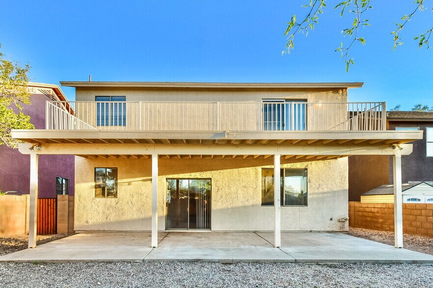 Building Photo - 8757 E Chimney Spring Dr