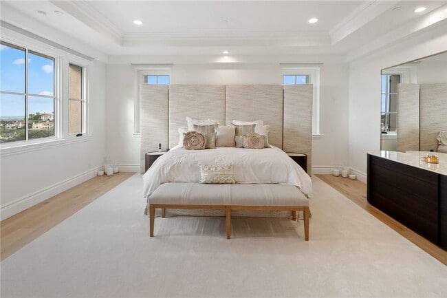 Building Photo - 9 Pelican Crest Dr